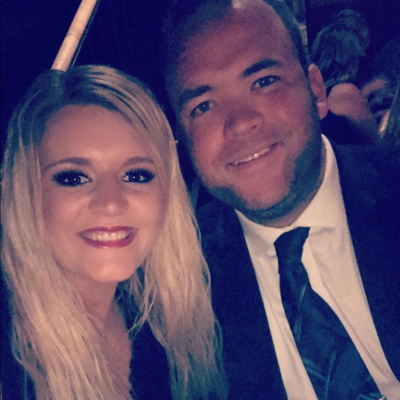 Meet your Posher, Amanda - Picture 3 of 4